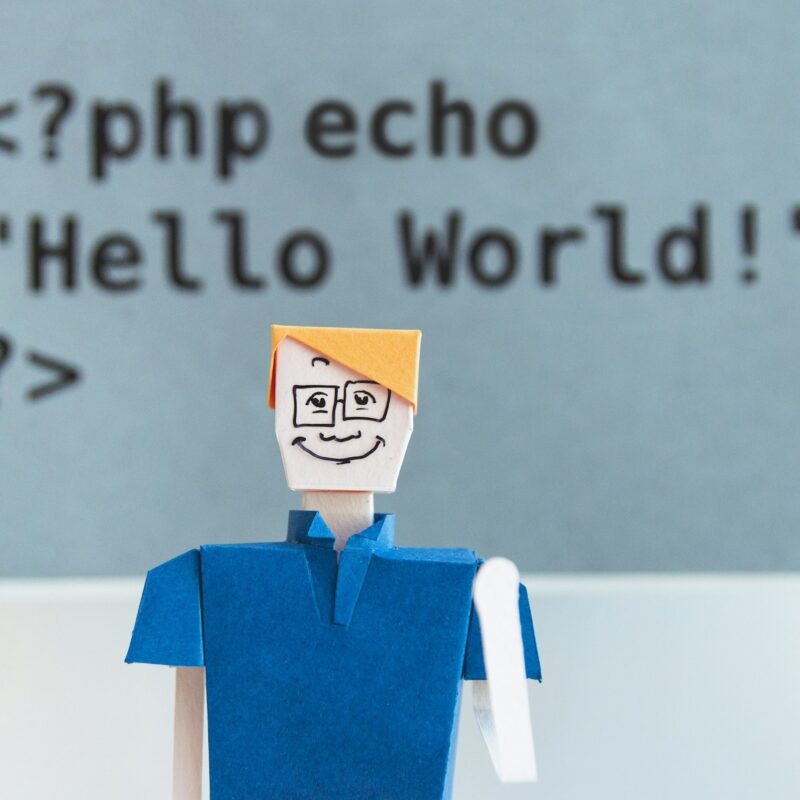📷 LG Exaone Deep es un aficionado a las matemáticas, ciencias y codificación 6 Papercraft toy with code in the background as LG AI Research has unveiled EXAONE Deep, a reasoning artificial intelligence model that excels in complex problem-solving across maths, science, and coding.